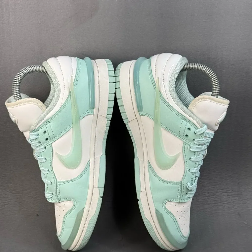 Nike  Dunk Low Twist 'Jade Ice' sneaker shoes womens size 6.5